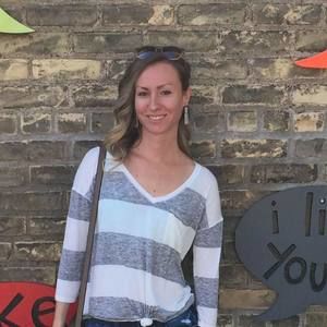 Meet your Posher, Whitney